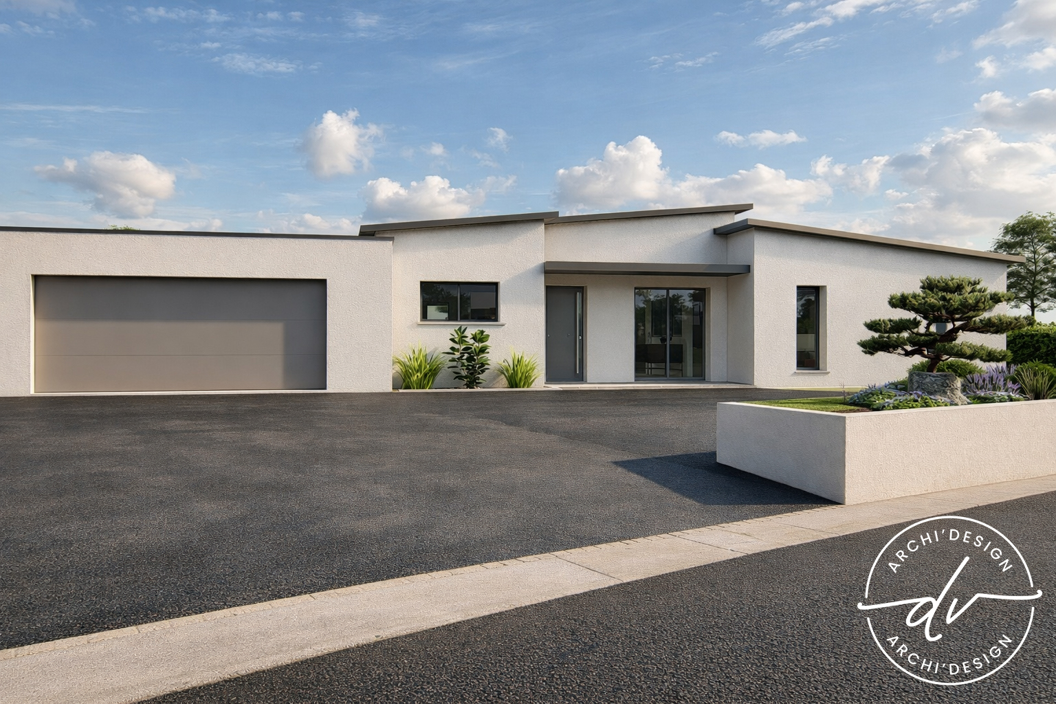 Façade avant d'une maison moderne de plain-pied avec garage, cour goudronnée et parterre paysager conçue par DV Archi Design en Vendée.
